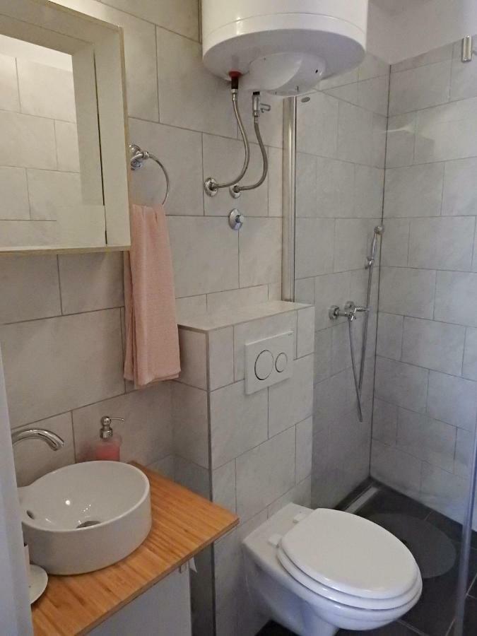 Apartment Antonela Slatine Buitenkant foto