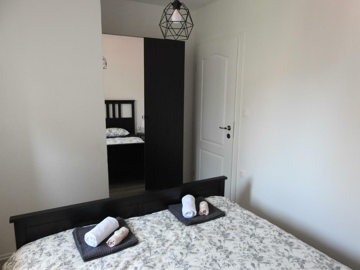 Apartment Antonela Slatine Buitenkant foto